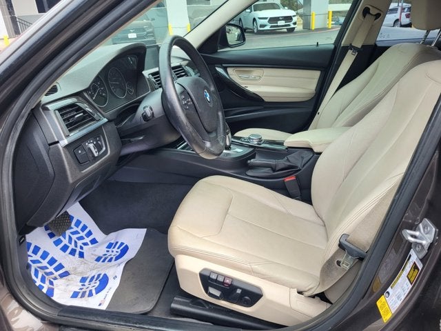 2015 BMW 3 Series 320i