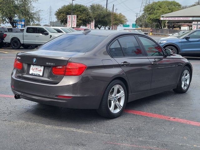 2015 BMW 3 Series 320i