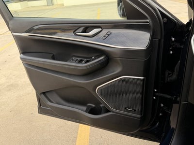 2022 Jeep Grand Cherokee 4xe Trailhawk