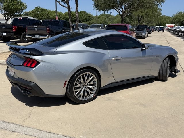 2025 Ford Mustang Base