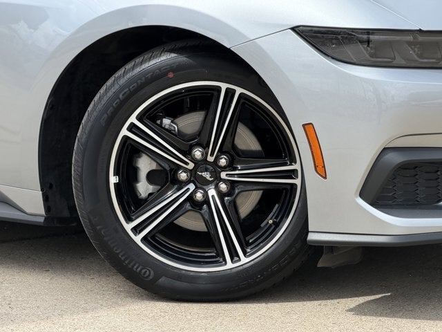 2025 Ford Mustang Base