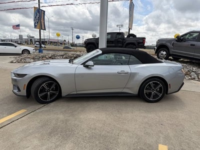 2025 Ford Mustang Base