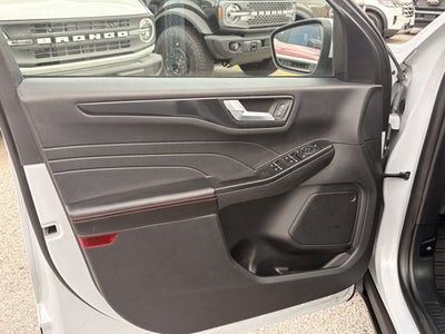 2025 Ford Escape ST-Line Select