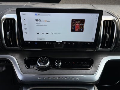 2025 Ford Expedition Platinum®