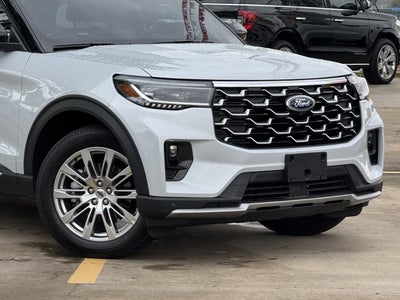 2025 Ford Explorer Platinum