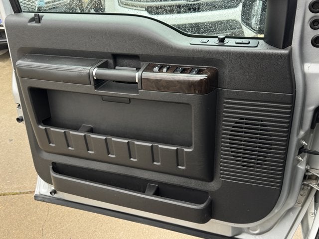 2014 Ford Super Duty F-250 SRW Lariat