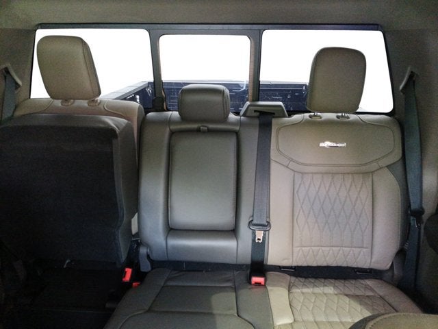2027 Ford Super Duty F-250 SRW Platinum®