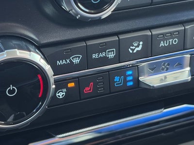 2027 Ford Super Duty F-250 SRW F-250® Lariat®