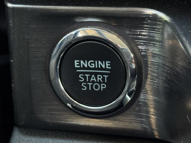 2025 Ford Super Duty F-250 SRW LARIAT PRO Shop