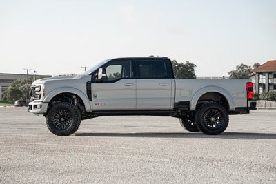 2026 Ford Super Duty F-250 SRW LARIAT BLACK WIDOW