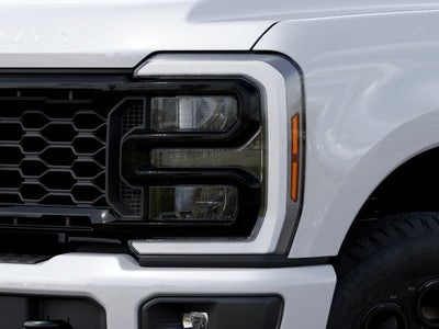 2027 Ford Super Duty F-350 SRW XLT
