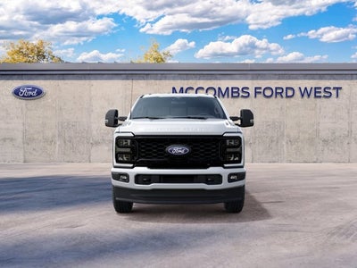 2027 Ford Super Duty F-350 SRW XLT