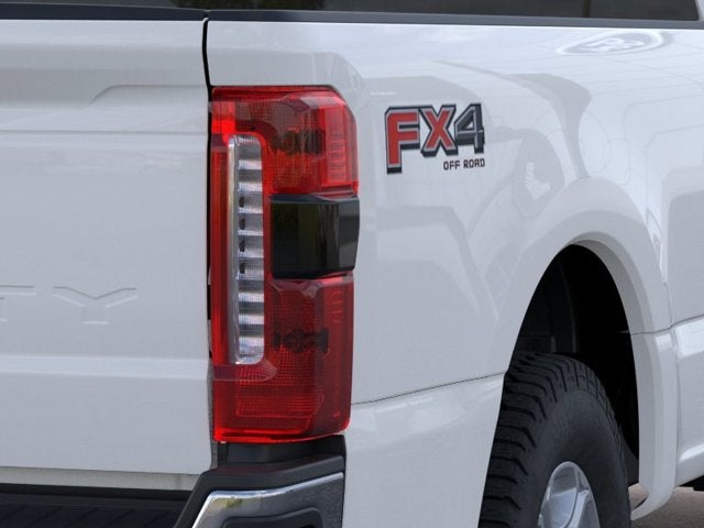 2026 Ford Super Duty F-350 SRW XLT