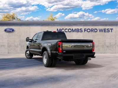 2027 Ford Super Duty F-350 DRW Platinum®