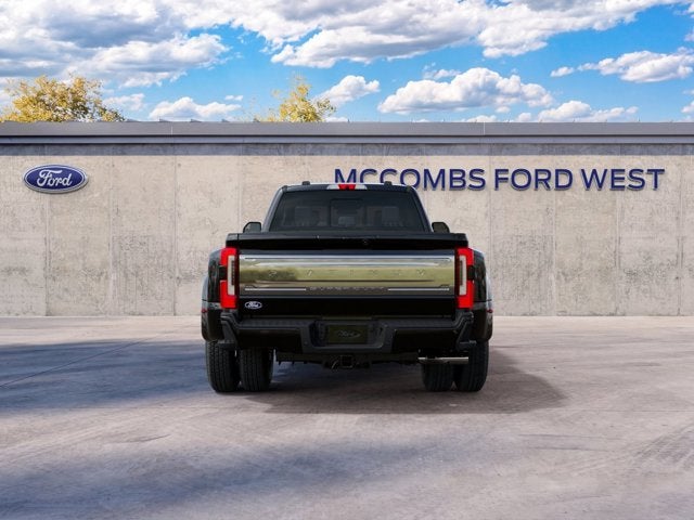2027 Ford Super Duty F-350 DRW Platinum®