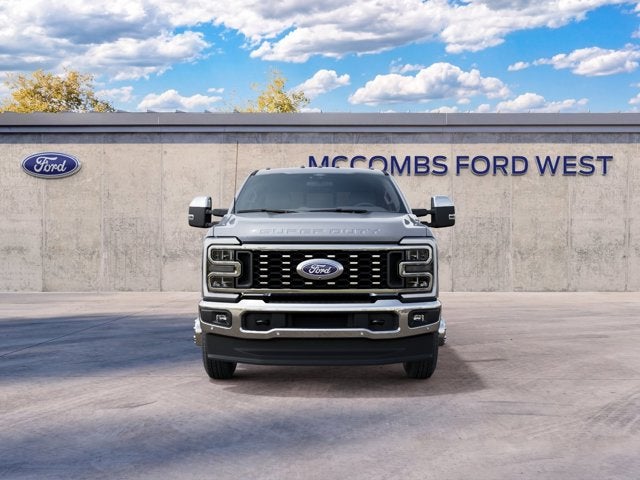 2027 Ford Super Duty F-350 DRW Lariat®