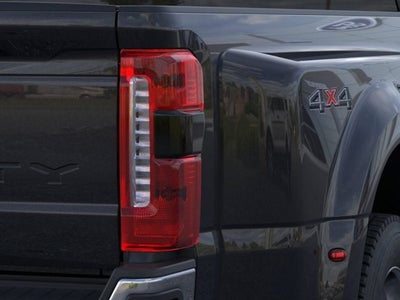 2026 Ford Super Duty F-450 DRW Lariat