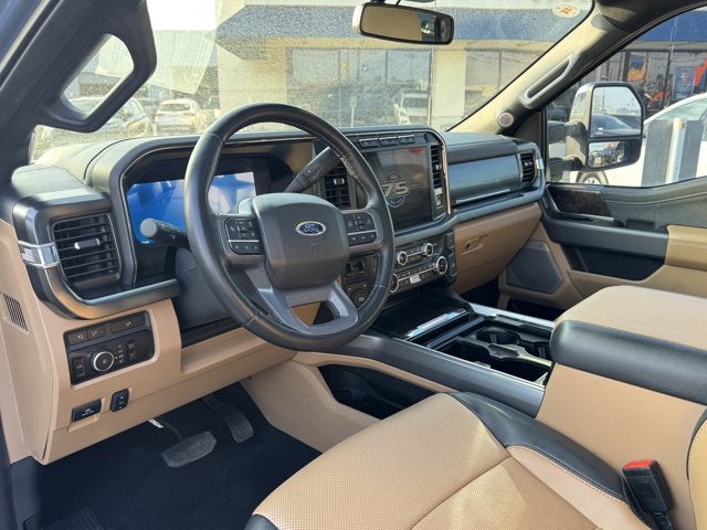 2023 Ford Super Duty F-450 DRW Lariat