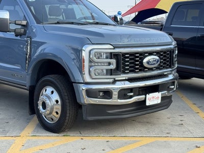 2023 Ford Super Duty F-450 DRW Lariat