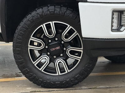 2023 GMC Sierra 2500HD AT4