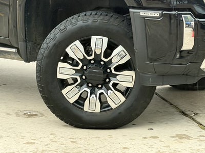 2025 GMC Sierra 3500HD Denali