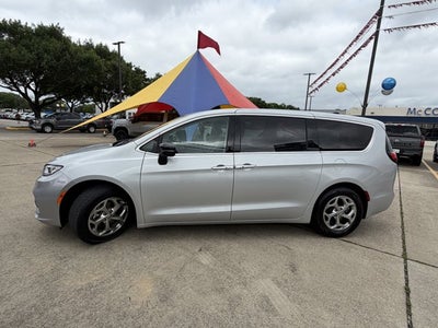 2024 Chrysler Pacifica Limited