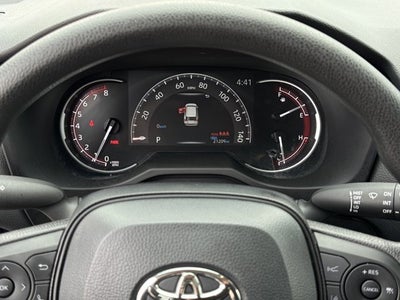 2025 Toyota RAV4 LE