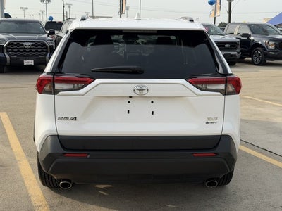 2025 Toyota RAV4 Hybrid XLE