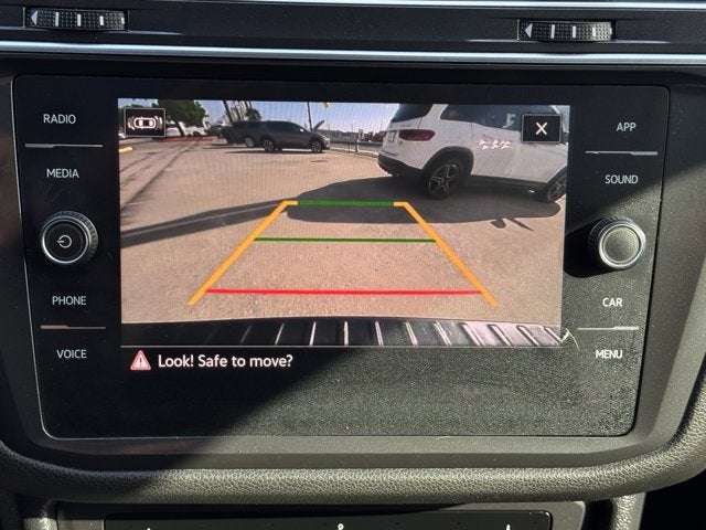 2023 Volkswagen Tiguan SE R-Line Black