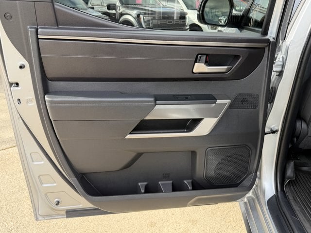 2024 Toyota Tundra 2WD SR5