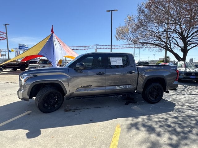 2023 Toyota Tundra 4WD SR5