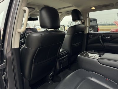 2024 INFINITI QX80 LUXE