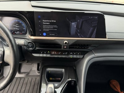 2024 Toyota Crown Platinum