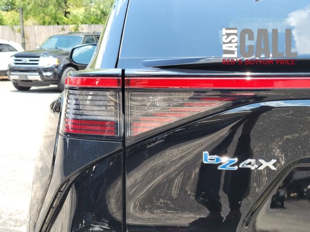 2025 Toyota bZ4X Limited