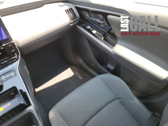 2025 Toyota bZ4X Limited