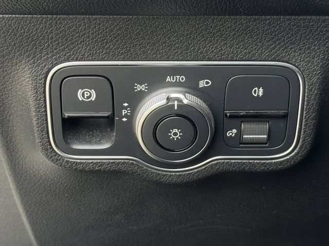 2023 Mercedes-Benz GLB GLB 250