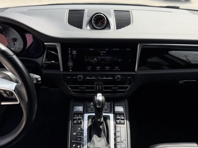 2021 Porsche Macan S