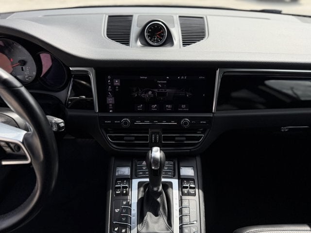 2021 Porsche Macan S