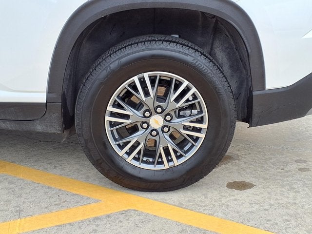 2025 Chevrolet Traverse FWD LT