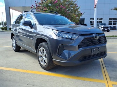 2020 Toyota RAV4 LE