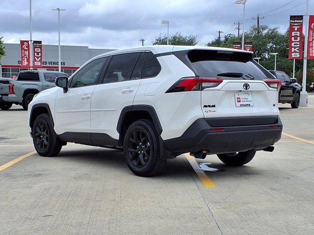 2025 Toyota RAV4 LE