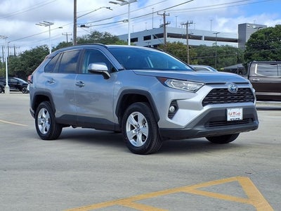 2020 Toyota RAV4 Hybrid XLE