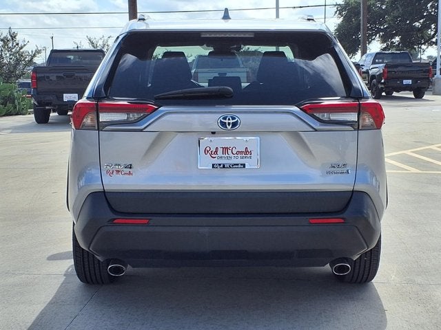 2020 Toyota RAV4 Hybrid XLE