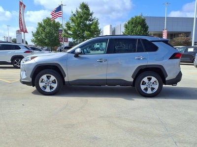 2020 Toyota RAV4 Hybrid XLE