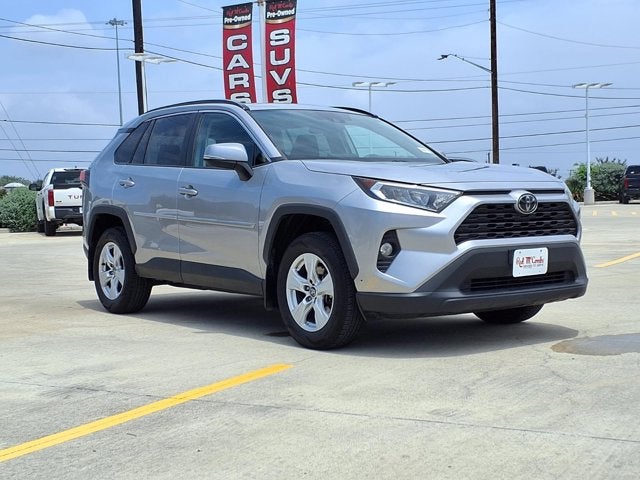 2020 Toyota RAV4 XLE