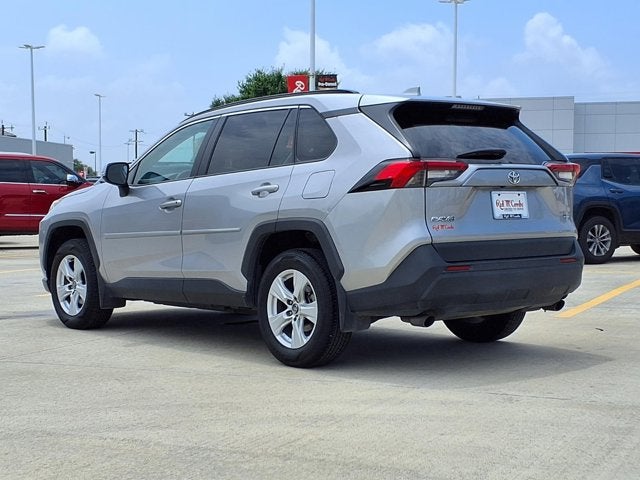 2020 Toyota RAV4 XLE