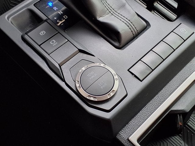 2025 Toyota Tacoma 2WD SR5