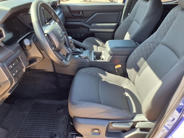 2025 Toyota Tacoma 4WD SR5