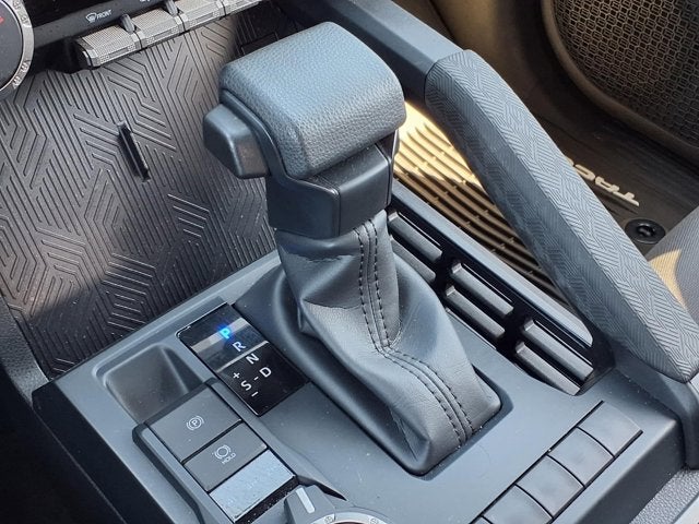 2025 Toyota Tacoma 4WD SR5