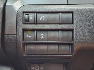 2025 Toyota Tacoma 4WD SR5